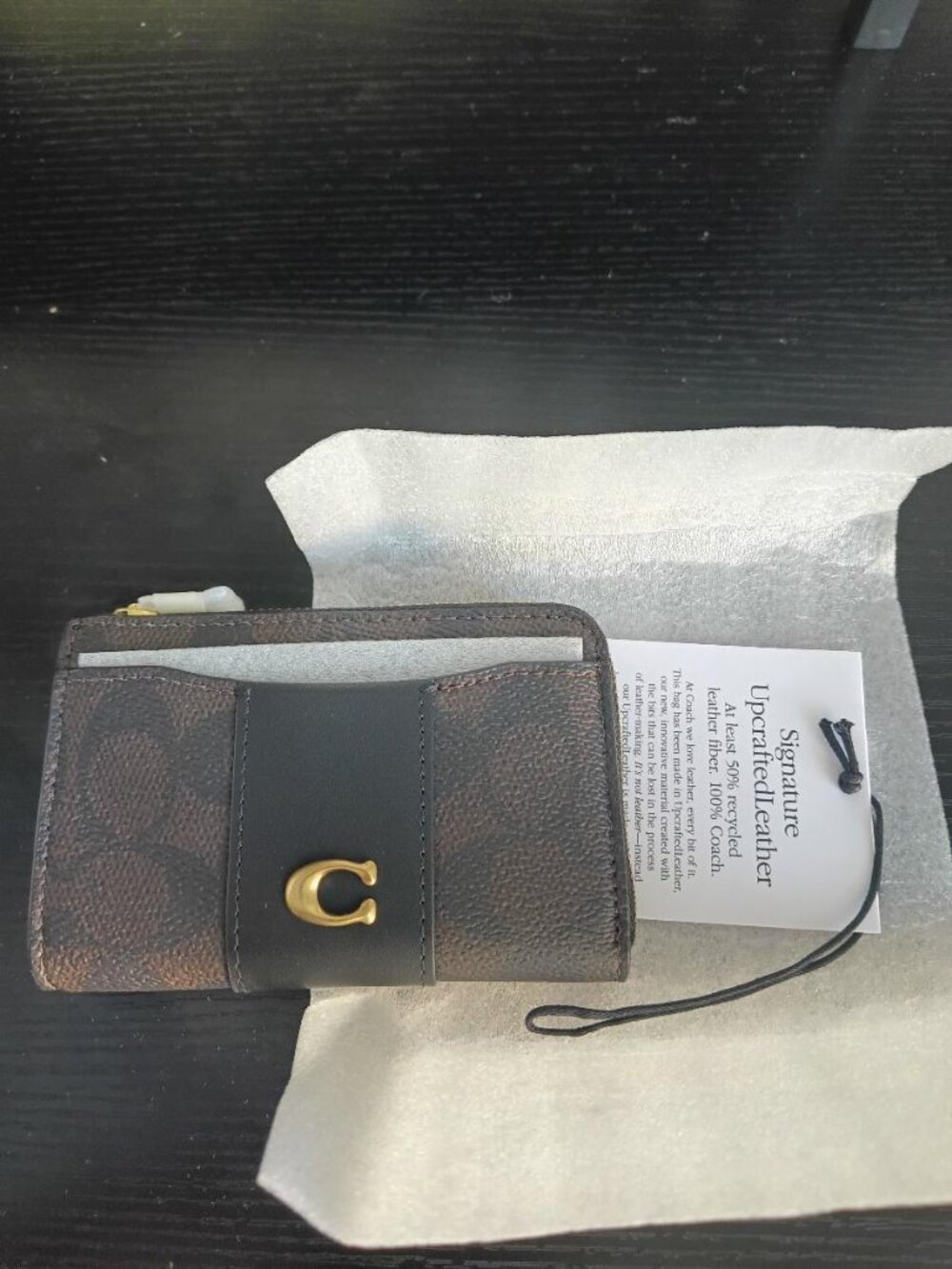 Coach Essential Key Zip Card Case - Picture 5 of 5